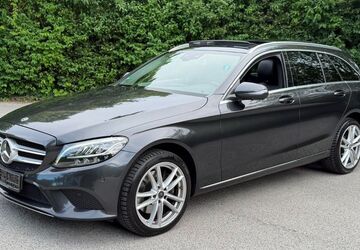 Mercedes-Benz C 300 196.000 km 17.990 &euro; München 81375
