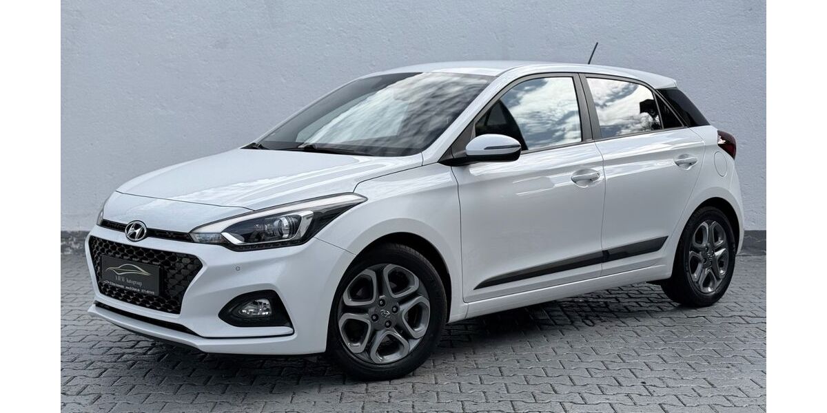 Hyundai i20 68.000 km 12.990 &euro; Fürstenfeldbruck 82256