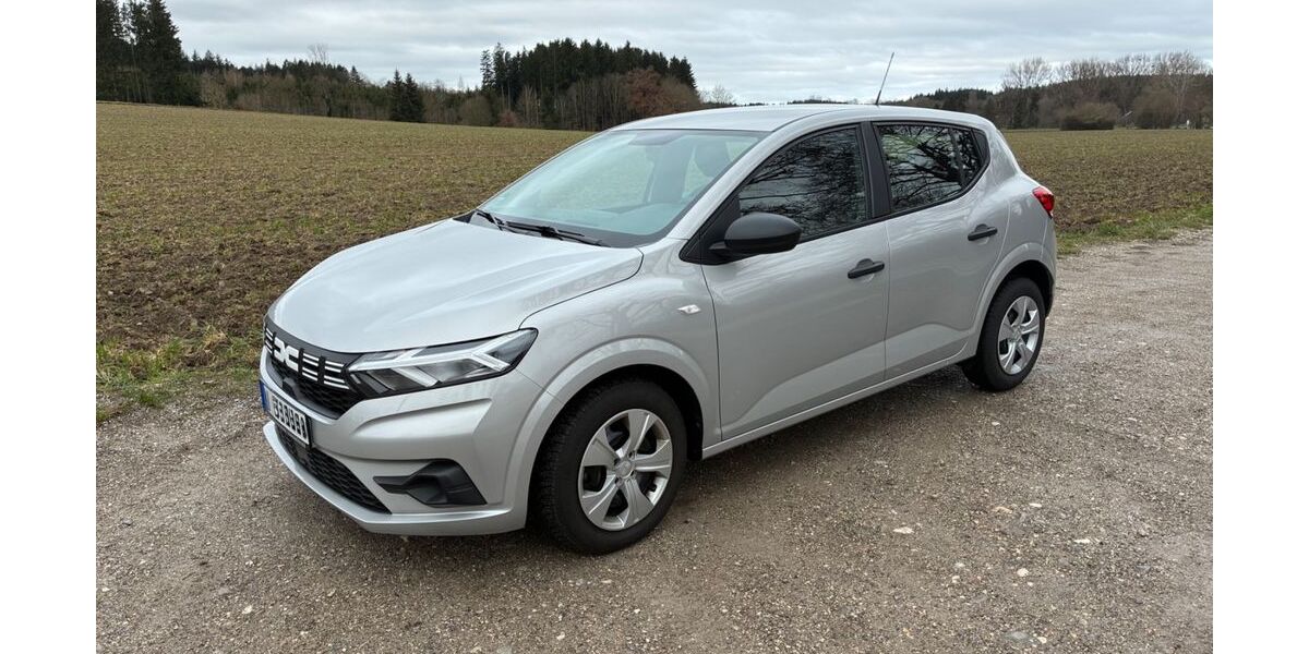 Dacia Sandero 54.700 km 11.300 &euro; Eichenau 82223