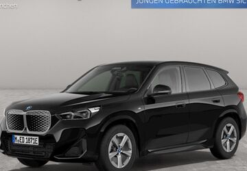 BMW iX1 11.447 km 52.901 &euro; München 80939
