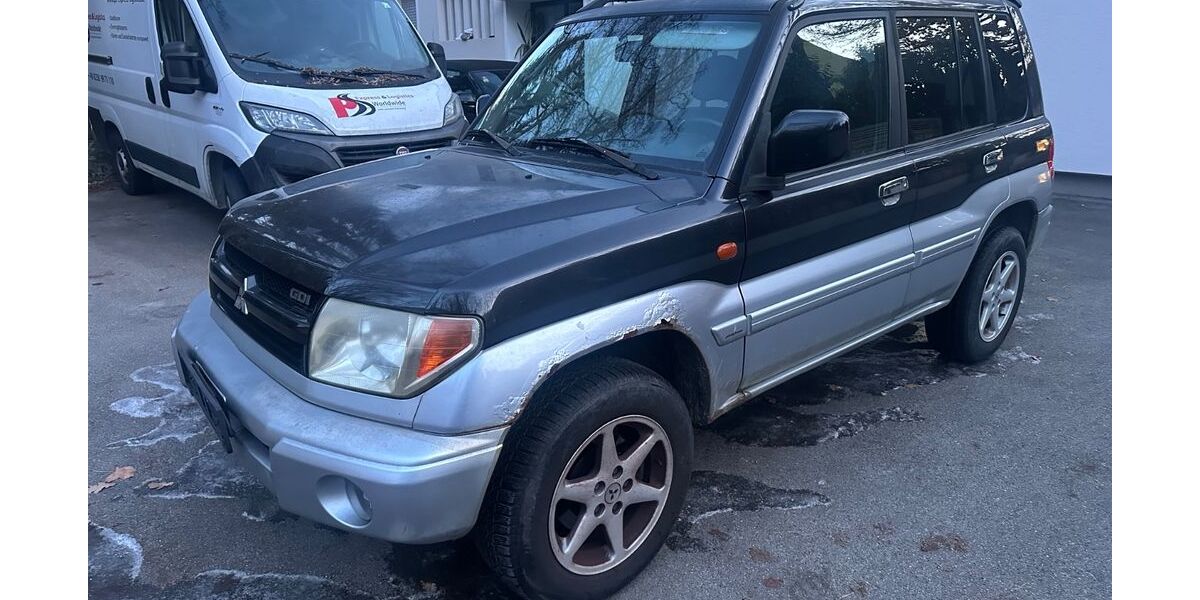 Mitsubishi Pajero 93.000 km 1.999 &euro; München 81829