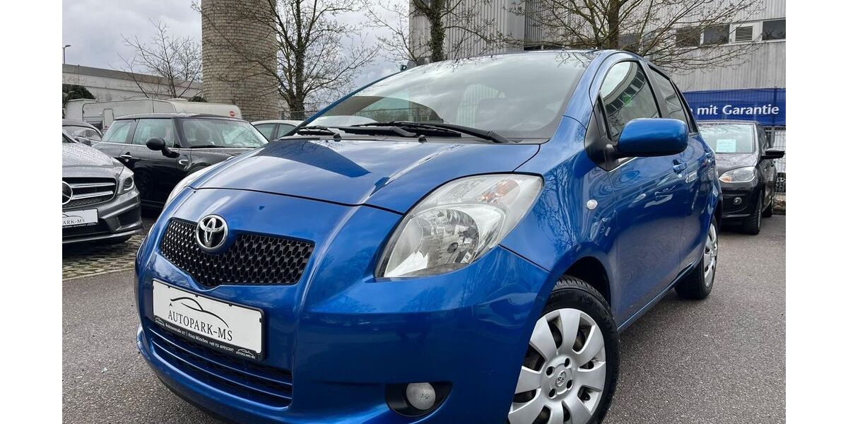 Toyota Yaris 140.000 km 3.990 &euro; München 81243
