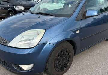 Ford Fiesta 142.000 km 690 &euro; Puchheim 82178