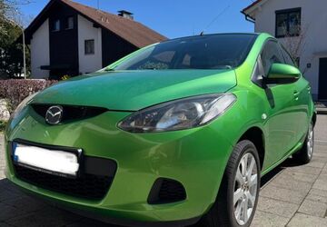 Mazda 2 95.000 km 3.200 &euro; Neubiberg 85579