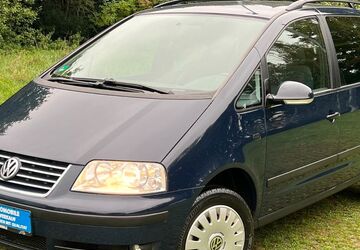 VW Sharan 84.000 km 9.990 &euro; München 81243