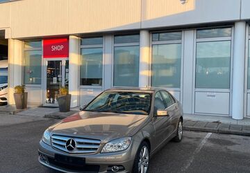 Mercedes-Benz C 200 96.000 km 12.490 &euro; München 81379