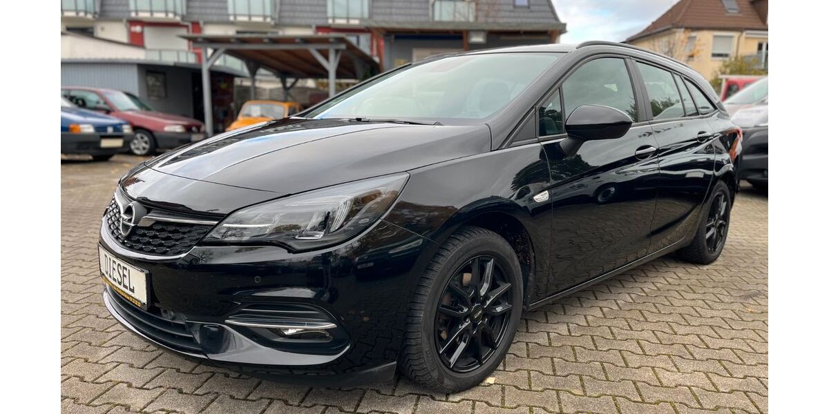 Opel Astra 94.000 km 11.900 &euro; München 81825