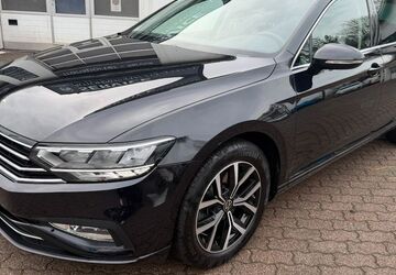 VW Passat Variant 70.383 km 25.990 &euro; München 81827