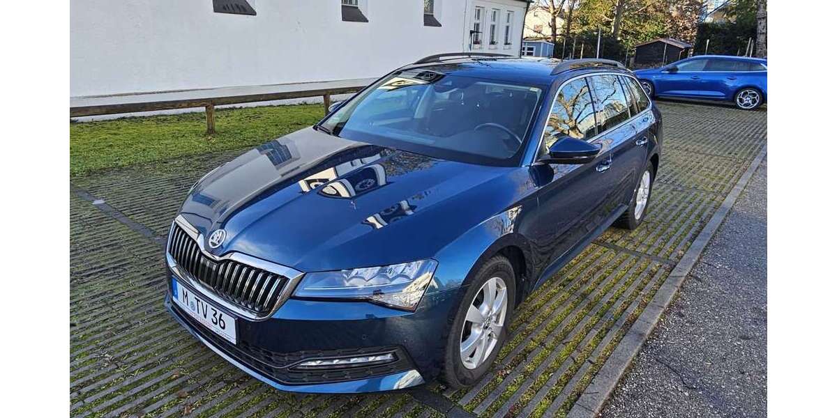 Skoda Superb 103.000 km 18.900 &euro; Ismaning 85737