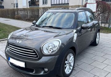 Mini Countryman D (Cooper) 108.000 km 8.490 &euro; München 81673
