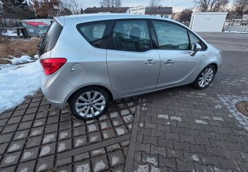 Opel Meriva 124.815 km 5.999 &euro; München 81737