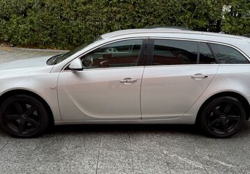 Opel Insignia 308.000 km 1.980 &euro; München 81827