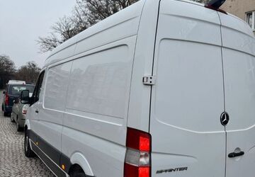 Mercedes-Benz Sprinter 236.600 km 12.499 &euro; München 80992