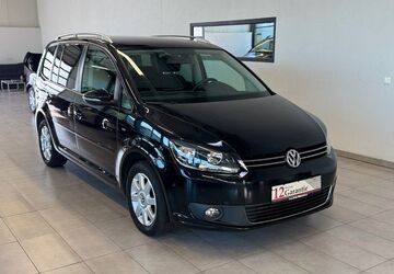 VW Touran 211.225 km 7.990 &euro; Anzing 85646