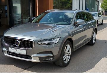 Volvo V90 Cross Country 95.000 km 28.900 &euro; Baierbrunn 82065