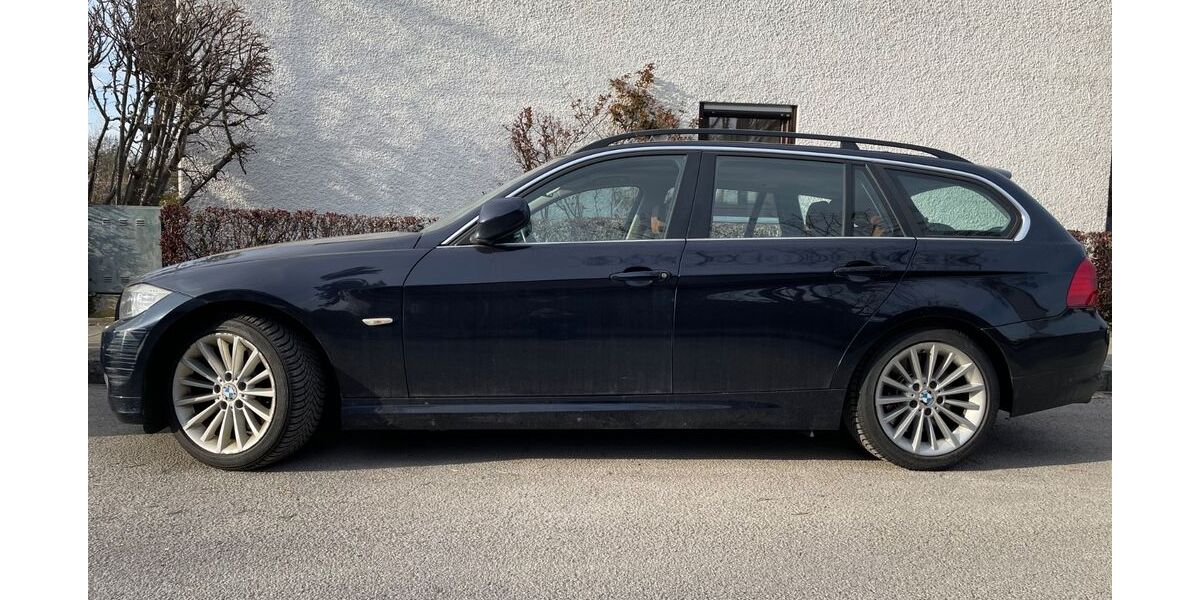 BMW 330 176.000 km 9.900 &euro; München 81825
