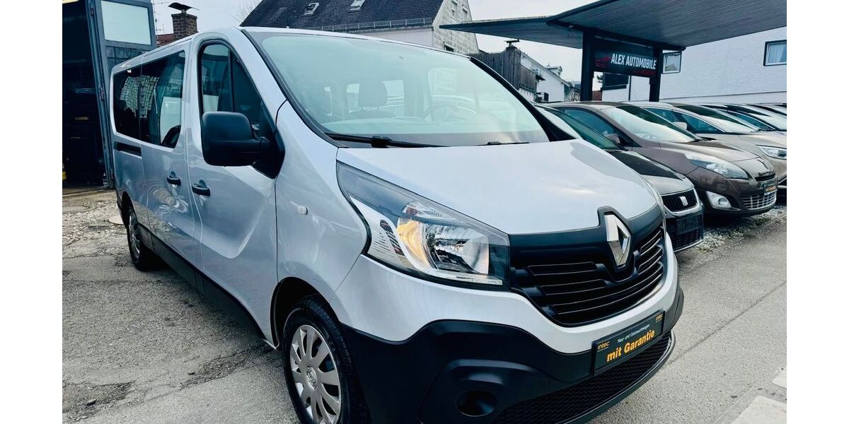 Renault Trafic 235.000 km 11.900 &euro; München 81825