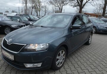 Skoda Rapid 156.470 km 7.499 &euro; München 81825