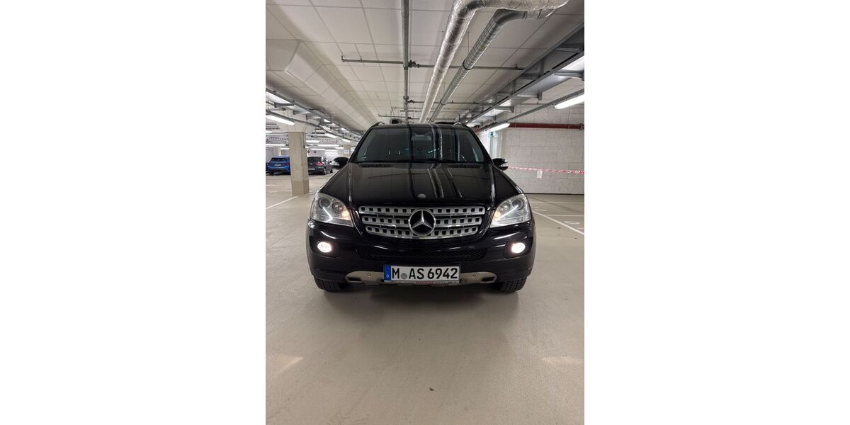 Mercedes-Benz ML 320 270.000 km 6.900 &euro; münchen 81739