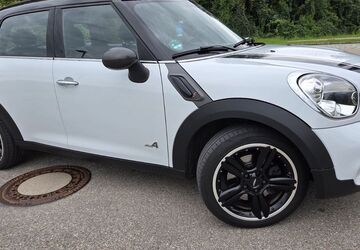 Mini Countryman S (Cooper) 135.000 km 8.100 &euro; Hallbergmoos 85399