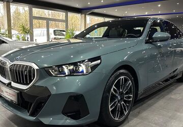 BMW i5 25.000 km 52.890 &euro; Gröbenzell 82194