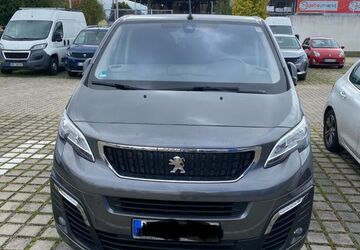 Peugeot Traveller 181.000 km 15.900 &euro; Fürstenfeldbruck 82256