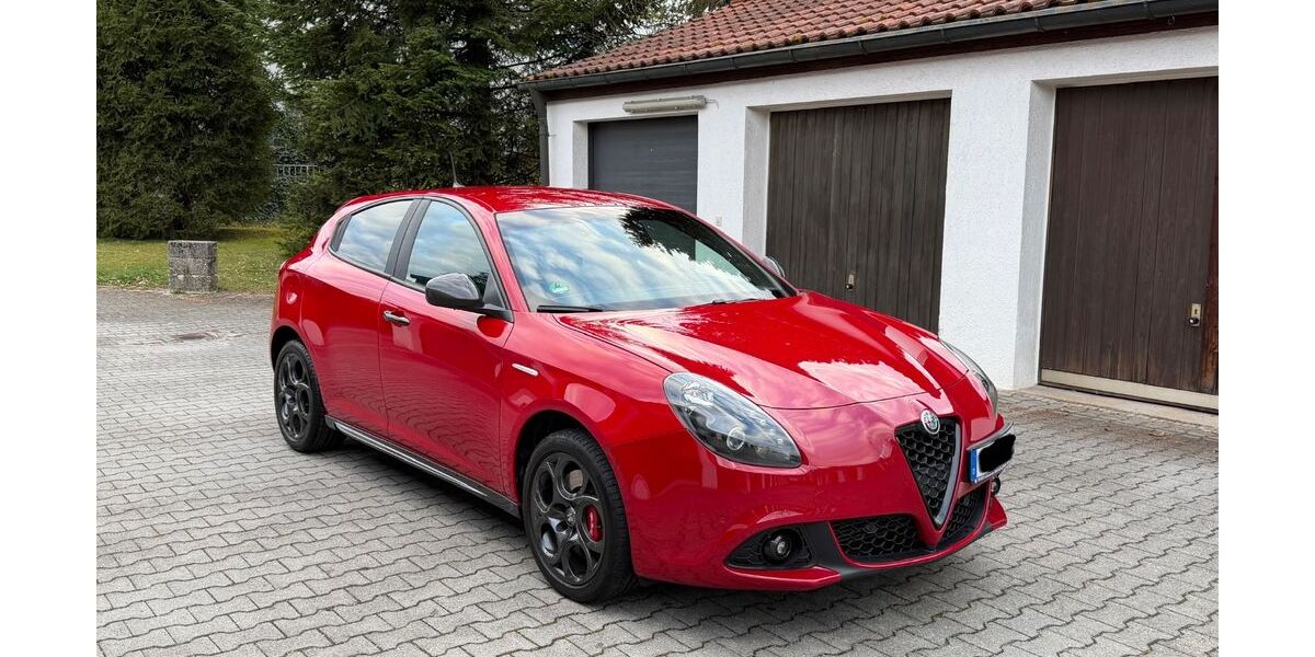 Alfa Romeo Giulietta 80.000 km 15.700 &euro; Bogenhausen 81925