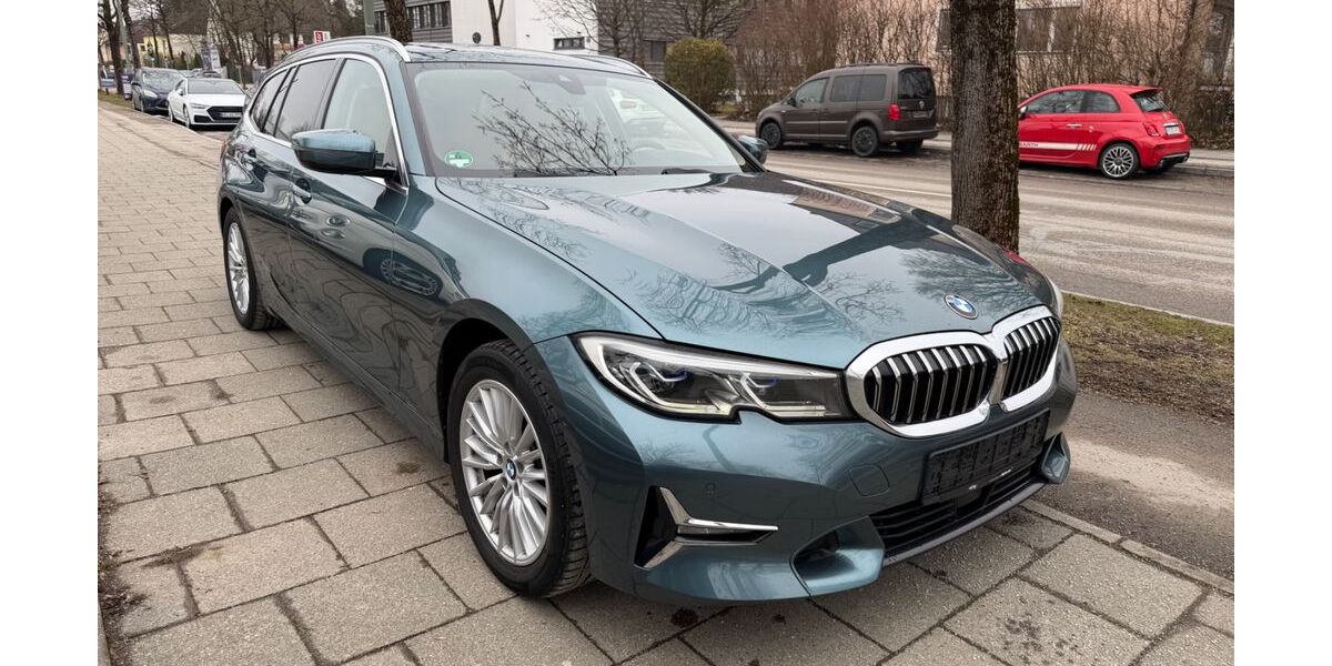 BMW 320 160.000 km 20.600 &euro; München 81825