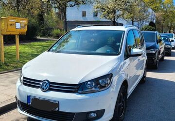 VW Touran 182.300 km 8.590 &euro; München 81735