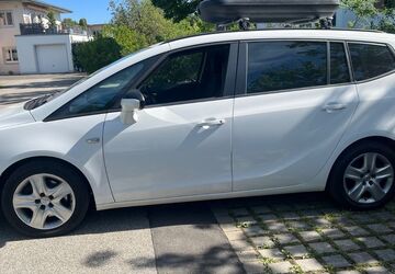 Opel Zafira 126.000 km 11.700 &euro; Putzbrunn 85640