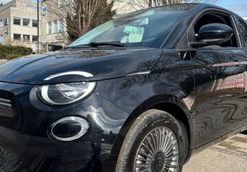 Fiat 500e 25.500 km 18.600 &euro; Riemerling 85521