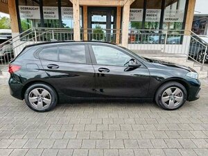BMW 118 i Advantage Steptronic |NAVI|Kamera|SHZ|LED| 75.511 km 20.960 &euro; Höhenkirchen-Siegertsbrun 85635