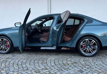 BMW i5 5.182 km 60.800 &euro; München 81245