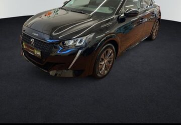 Peugeot 208 50.000 km 14.490 &euro; München 81673