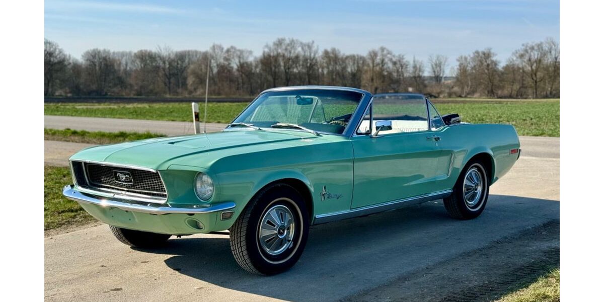 Ford Mustang 98.460 km 28.900 &euro; Hebertshausen 85241