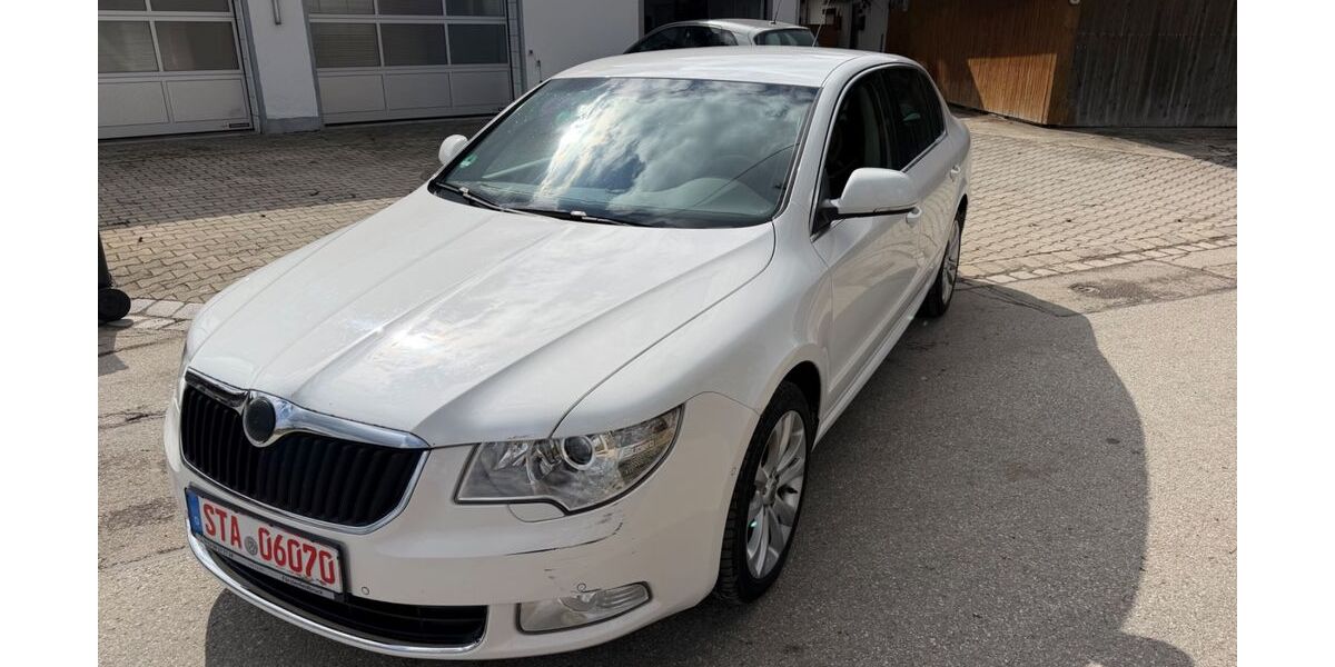 Skoda Superb 149.000 km 4.190 &euro; Starnberg 82319