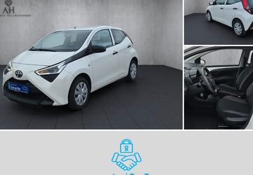 Toyota Aygo (X) 102.625 km 8.850 &euro; Hallbergmoos 85399