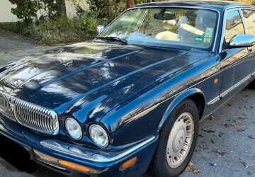 Jaguar Daimler 191.611 km 5.799 &euro; München 81475