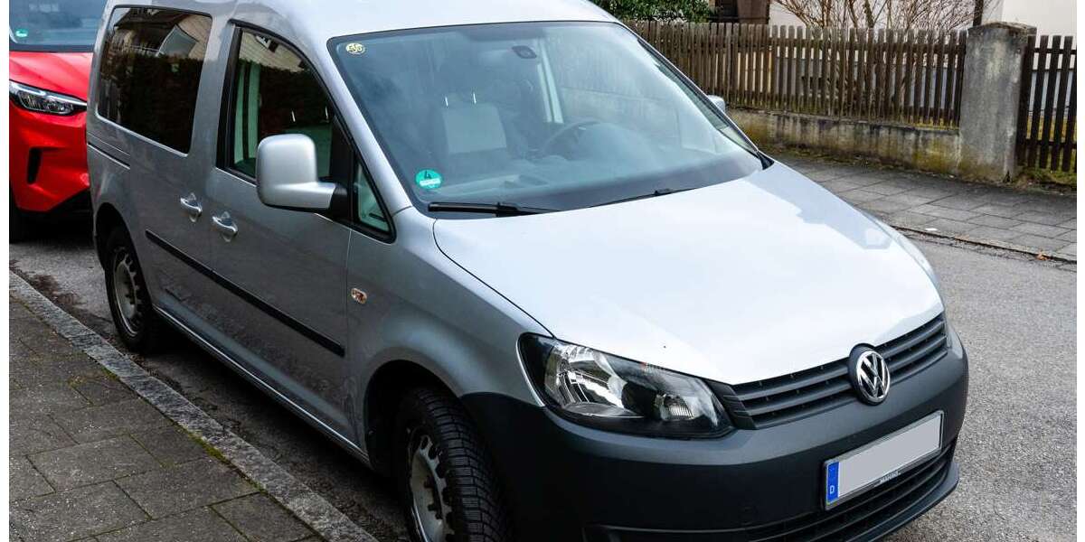 VW Caddy 117.450 km 13.900 &euro; München 80992