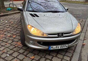 Peugeot 206 180.000 km 700 &euro; München 80689