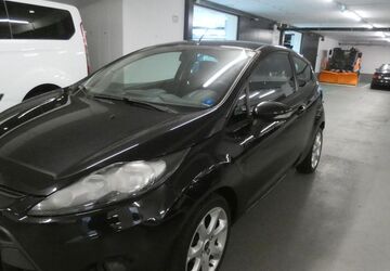 Ford Fiesta 174.235 km 2.990 &euro; München 81825