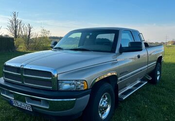 Dodge RAM 174.745 km 17.800 &euro; Germering 82110
