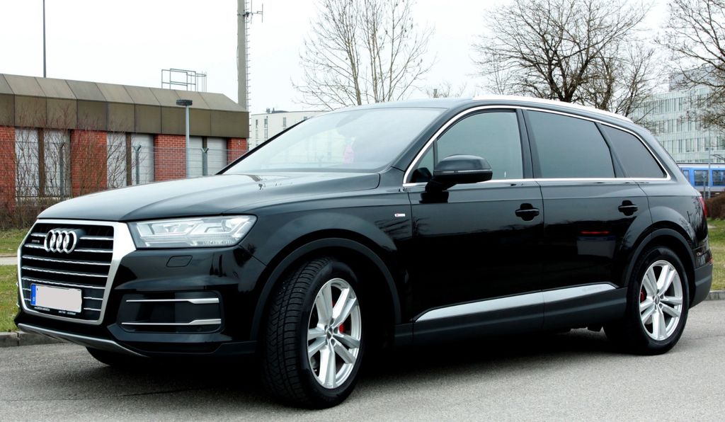 Audi Q7 122.858 km 31.700 &euro; München 81735