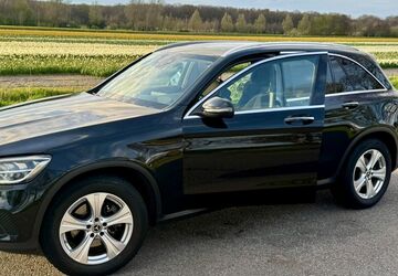 Mercedes-Benz GLC 220 92.000 km 33.200 &euro; München 80804