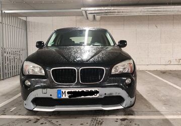 BMW X1 145.000 km 9.999 &euro; München 81243