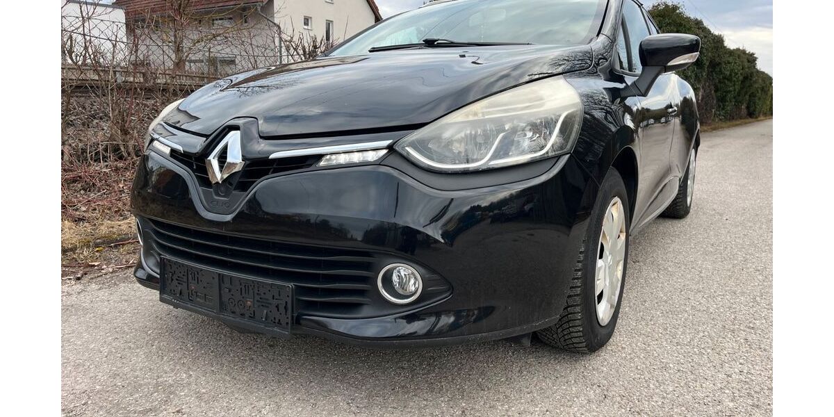 Renault Clio 158.580 km 4.700 &euro; München 80939