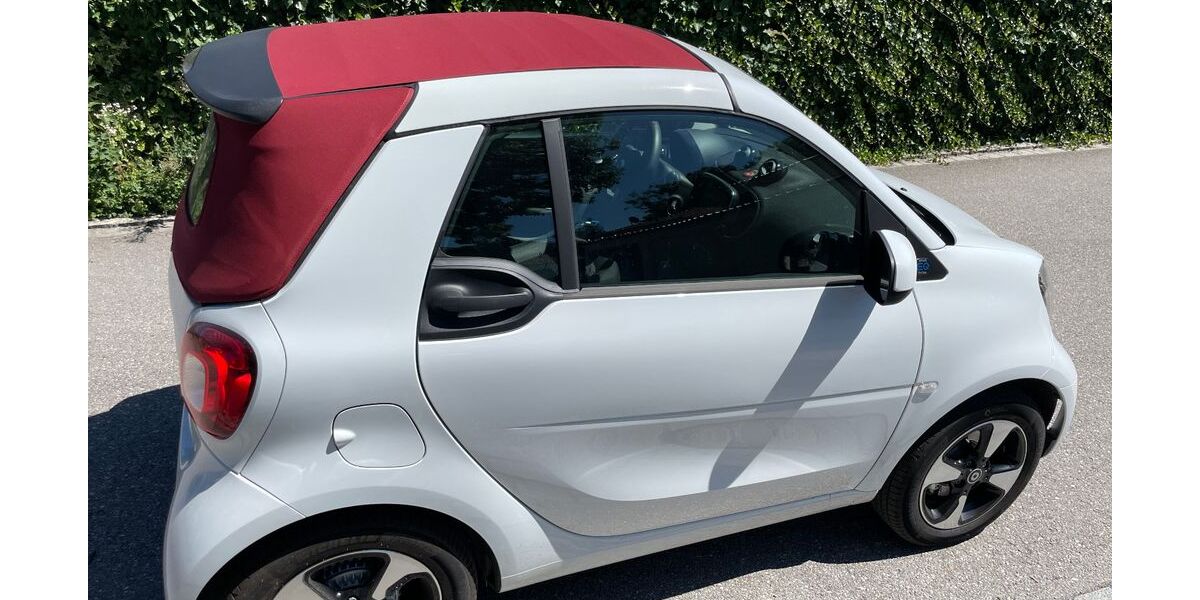 Smart ForTwo 4.000 km 12.300 &euro; Fürstenfeldbruck 82256