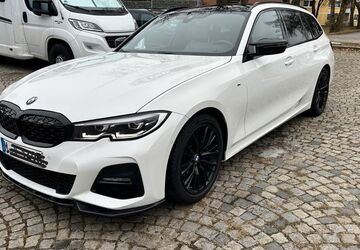 BMW 330 102.648 km 30.800 &euro; München 81539