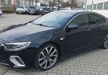 Opel Insignia 75.000 km 21.900 &euro; München 81825