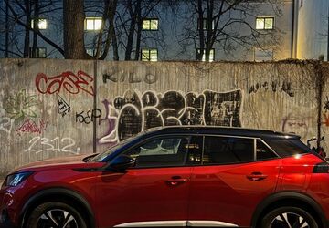 Peugeot 2008 58.000 km 17.500 &euro; München 80539